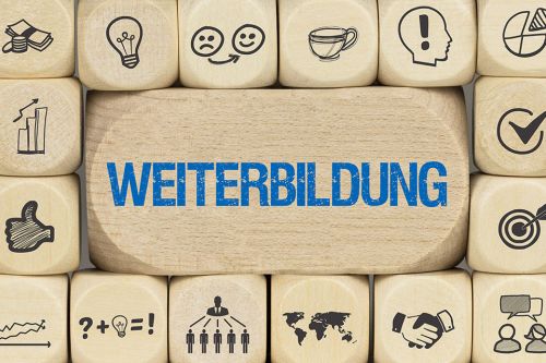 Schriftzug Weiterbildung